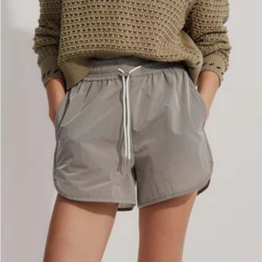 NWT Varley Harmon Short